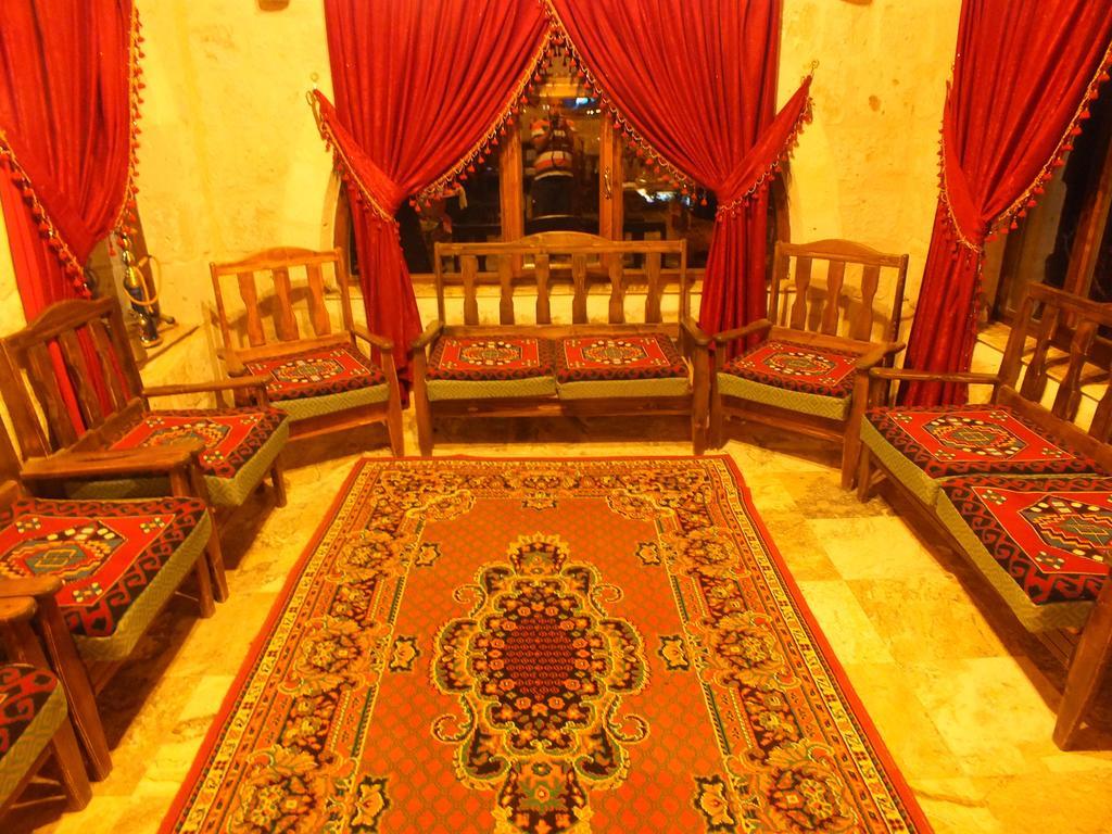 Dilek Tepesi Cave Hotel أيواليه المظهر الخارجي الصورة