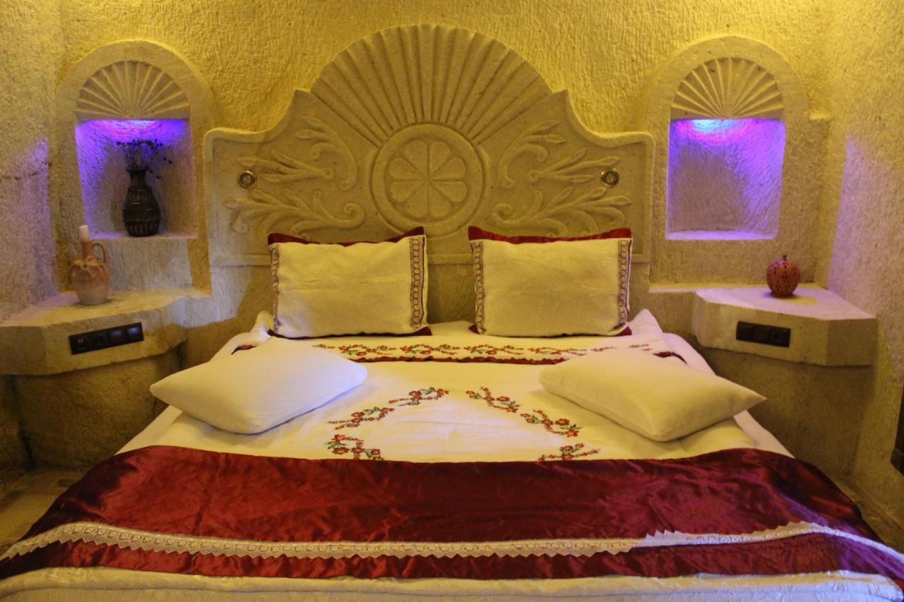Dilek Tepesi Cave Hotel أيواليه المظهر الخارجي الصورة